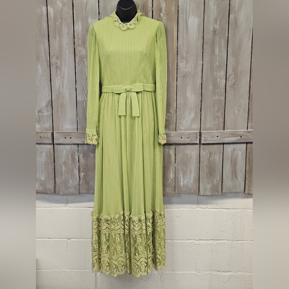 MISS ELLIETTE CALIFORNIA Vintage Chiffon Pleated With Lace Green Size XS‎ Lot CC